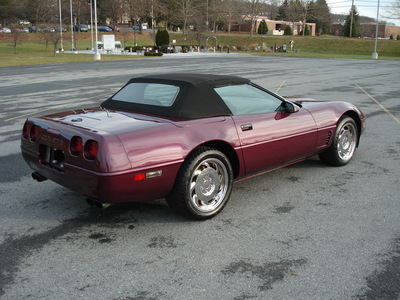 chevrolet corvette 1995 purple convertable gasoline v8 rear wheel drive manual 17972