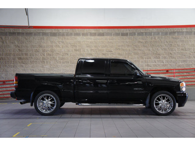 gmc sierra 1500 2006 black denali gasoline 8 cylinders all whee drive 4 speed automatic 79015