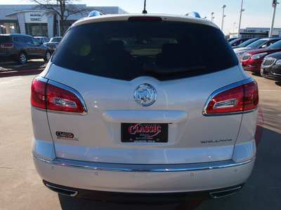 buick enclave 2013 white diam suv leather gasoline 6 cylinders front wheel drive automatic 76018