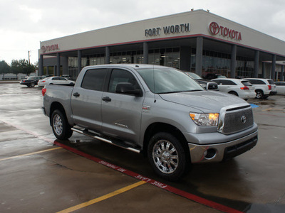 toyota tundra 2012 silver grade flex fuel 8 cylinders 4 wheel drive automatic 76116