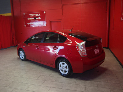 toyota prius 2011 red hybrid 4 cylinders front wheel drive automatic 76116