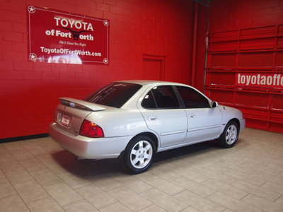 nissan sentra 2006 silver sedan 1 8 s gasoline 4 cylinders front wheel drive automatic 76116