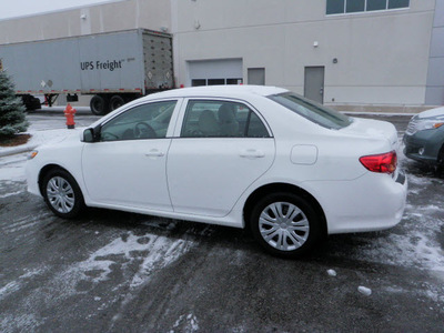 toyota corolla 2010 white sedan le gasoline 4 cylinders front wheel drive automatic 56001