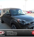 kia soul 2013 green wagon gasoline 4 cylinders front wheel drive not specified 43228