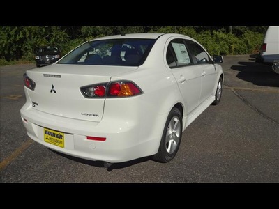 mitsubishi lancer 2013 wicked white sedan se gasoline 4 cylinders all whee drive not specified 07724