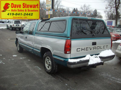 chevrolet 2500 1995 green pickup truck silverado gasoline v8 rear wheel drive automatic 43560