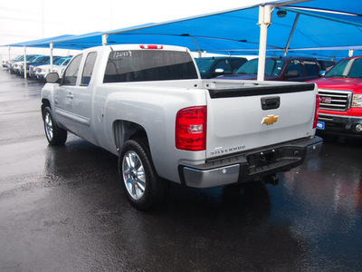 chevrolet silverado 1500 2013 silver lt flex fuel 8 cylinders 2 wheel drive automatic 76234