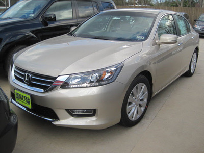 honda accord 2013 lt  gray sedan ex gasoline 4 cylinders front wheel drive automatic 77301