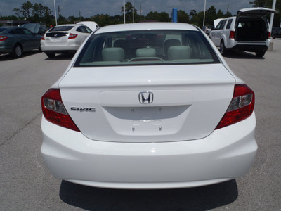 honda civic 2012 white sedan lx gasoline 4 cylinders front wheel drive automatic 28557