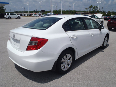 honda civic 2012 white sedan lx gasoline 4 cylinders front wheel drive automatic 28557