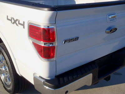 ford f 150 2010 white lariat flex fuel 8 cylinders 4 wheel drive automatic 62708