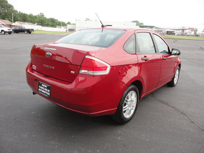 ford focus 2011 sangria red sedan se gasoline 4 cylinders front wheel drive automatic 45344