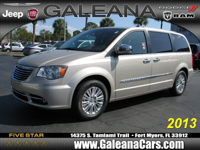 chrysler town and country 2013 beige van limited flex fuel 6 cylinders front wheel drive automatic 33912