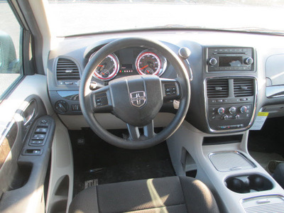 dodge grand caravan 2013 beige van sxt flex fuel 6 cylinders front wheel drive automatic 62863