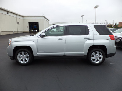 gmc terrain 2013 lt  gray suv sle 1 gasoline 4 cylinders front wheel drive automatic 45036
