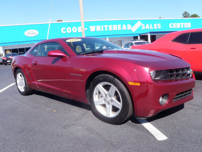 chevrolet camaro 2011 red coupe lt gasoline 6 cylinders rear wheel drive manual 32401