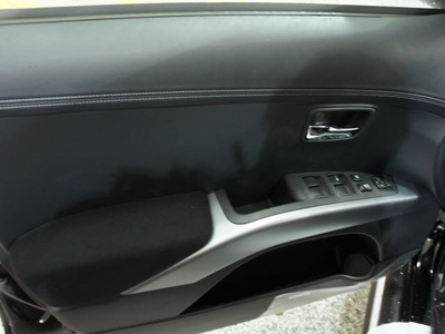mitsubishi outlander 2013 black se gasoline 4 cylinders front wheel drive automatic 44060