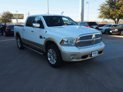 ram 1500 2013 gasoline 8 cylinders 4 wheel drive not specified 76210