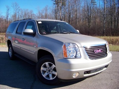 gmc yukon xl 2013 gray suv slt 1500 flex fuel 8 cylinders 4 wheel drive automatic 44024