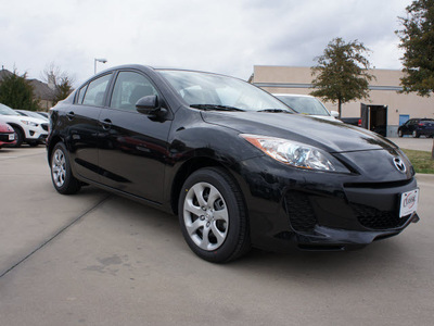 mazda mazda3 2013 black sedan i sport gasoline 4 cylinders front wheel drive manual 76210