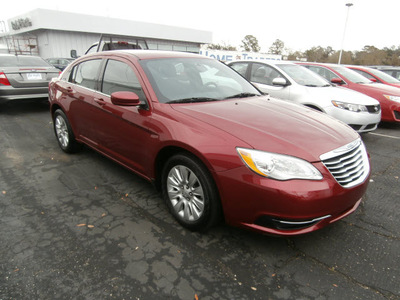 chrysler 200 2012 red sedan lx gasoline 4 cylinders front wheel drive automatic 32447