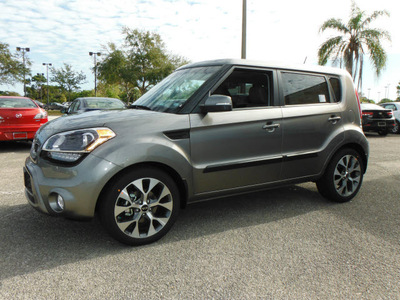 kia soul 2013 silver ! gasoline 4 cylinders front wheel drive automatic 32901