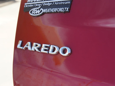 jeep grand cherokee 2011 red suv laredo gasoline 6 cylinders 2 wheel drive automatic 76087