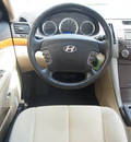 hyundai sonata 2009 white sedan gls v6 gasoline 6 cylinders front wheel drive shiftable automatic 80504