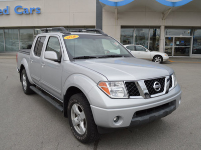 nissan frontier 2006 silver le gasoline 6 cylinders 4 wheel drive automatic 46219