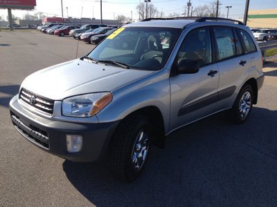 toyota rav4 2001 silver suv gasoline 4 cylinders all whee drive automatic 46219