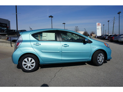 toyota prius c 2013 0774summer rain me hatchback two hybrid 4 cylinders front wheel drive cont  variable trans  46219