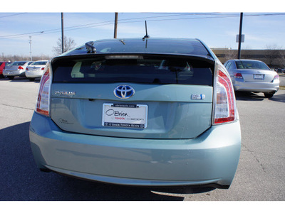 toyota prius 2013 0781sea glass pear hatchback three hybrid 4 cylinders front wheel drive cont  variable trans  46219