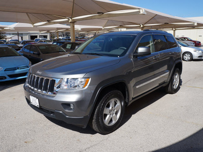 jeep grand cherokee 2013 gray suv laredo gasoline 6 cylinders 2 wheel drive automatic 76087