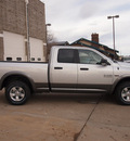 ram 1500 2013 silver pickup truck outdoorsman quad cab truck 4x4 gasoline 8 cylinders 4 wheel drive automatic 80301