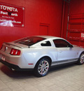 ford mustang 2010 silver coupe v6 premium gasoline 6 cylinders rear wheel drive automatic 76116