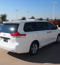 toyota sienna 2013 white van l 7 passenger gasoline 6 cylinders front wheel drive 6 speed automatic 76049