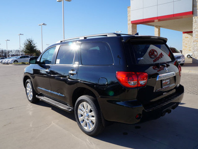 toyota sequoia 2013 black suv platinum gasoline 8 cylinders 2 wheel drive automatic 76049