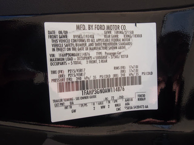 ford focus 2010 black sedan ses gasoline 4 cylinders front wheel drive automatic 76108