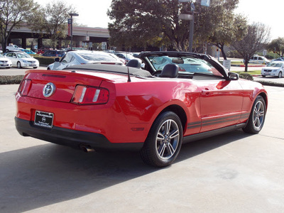 ford mustang 2010 red v6 premium gasoline 6 cylinders rear wheel drive automatic 77477