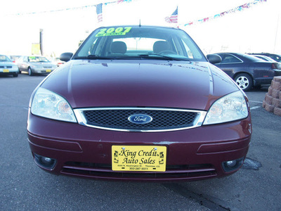 ford focus 2007 dk  red sedan zx4 ses gasoline 4 cylinders front wheel drive automatic 80229
