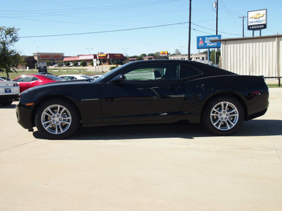 chevrolet camaro 2013 black coupe 1 lt gasoline 6 cylinders rear wheel drive automatic 75087
