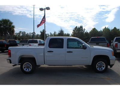 gmc sierra 1500 2013 summit whtdk titan sl flex fuel 8 cylinders 2 wheel drive 4 speed automatic 77338