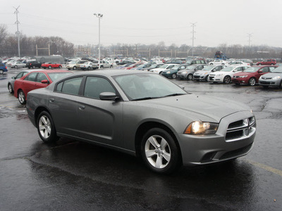 dodge charger 2011 gray sedan gasoline 6 cylinders rear wheel drive automatic 19153