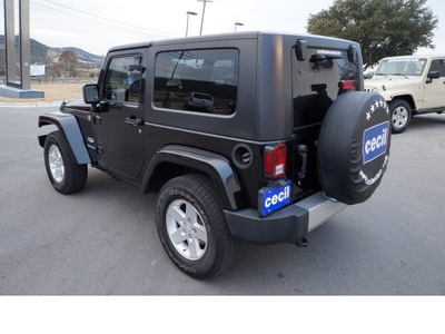 jeep wrangler 2009 black suv sahara gasoline 6 cylinders 4 wheel drive automatic 78028