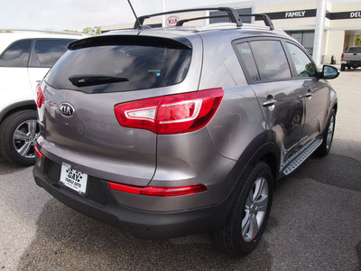kia sportage 2013 mineral silver suv lx gasoline 4 cylinders front wheel drive automatic 77539
