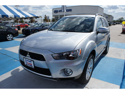mitsubishi outlander 2012 silver suv se gasoline 4 cylinders front wheel drive automatic 77094