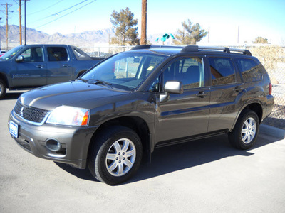 mitsubishi endeavor 2010 gray suv ls gasoline 6 cylinders all whee drive automatic 79925