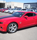 chevrolet camaro 2010 red coupe ss gasoline 8 cylinders rear wheel drive standard 79925