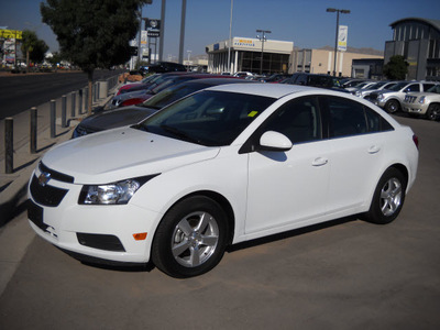 chevrolet cruze 2011 white sedan gasoline 4 cylinders front wheel drive automatic 79925