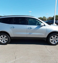 chevrolet traverse 2009 silver suv lt gasoline 6 cylinders front wheel drive automatic with overdrive 77074